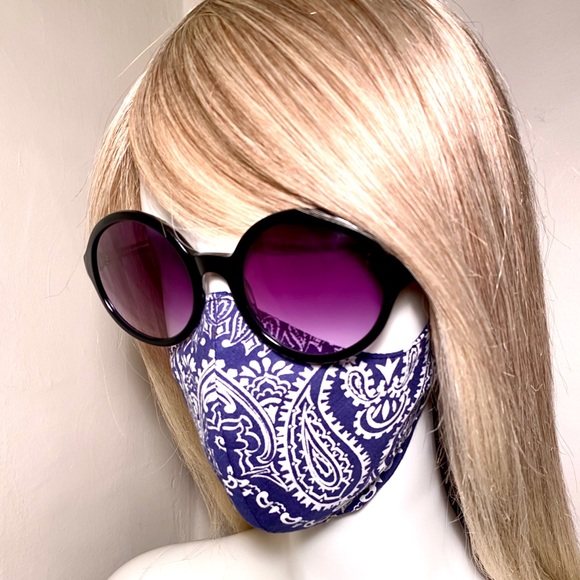 Bandanna Ear-loop Face Mask Blue/Wht - Picture 3 of 8